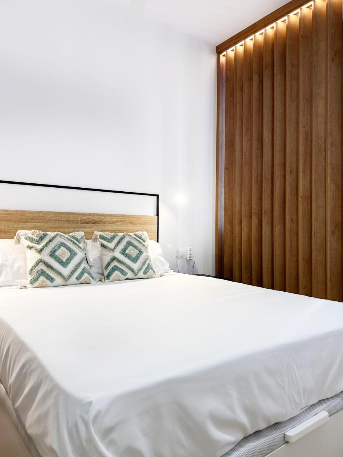 Apartamento Junto A Ruzafa Cerca Del Centro บาเลนเซีย ภายนอก รูปภาพ